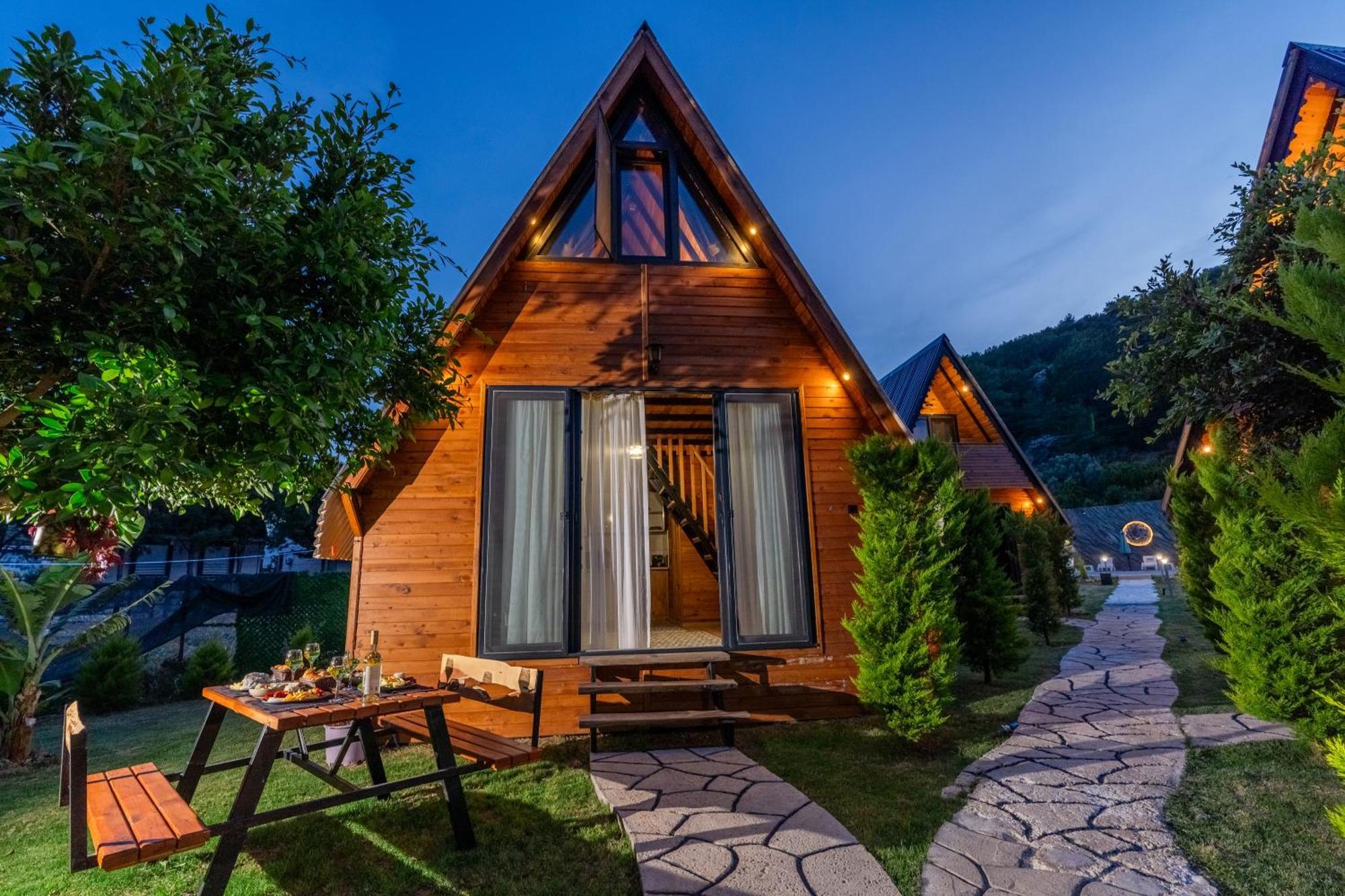 Karaoez Sapphire Bungalows Kumluca Exterior photo